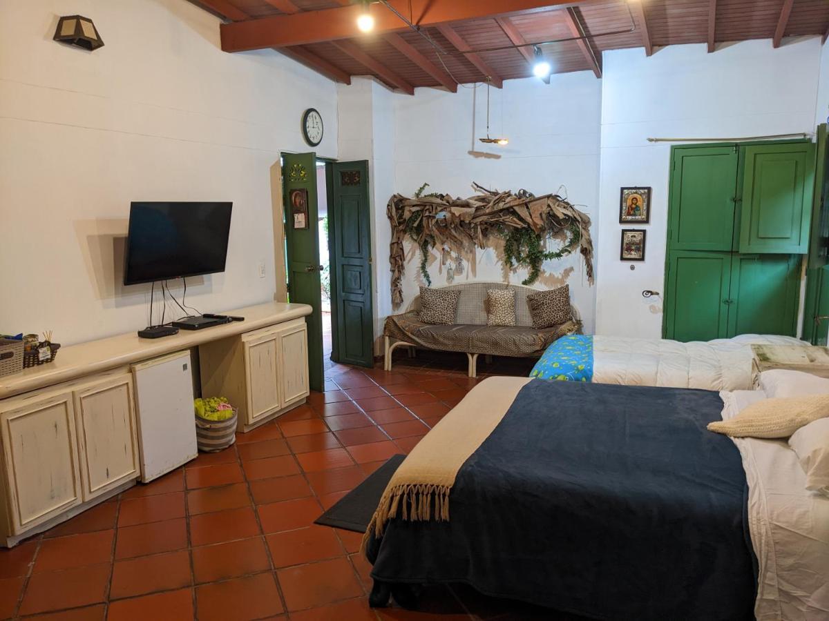 Casa Finca Paititi Appartement San Antonio  Buitenkant foto