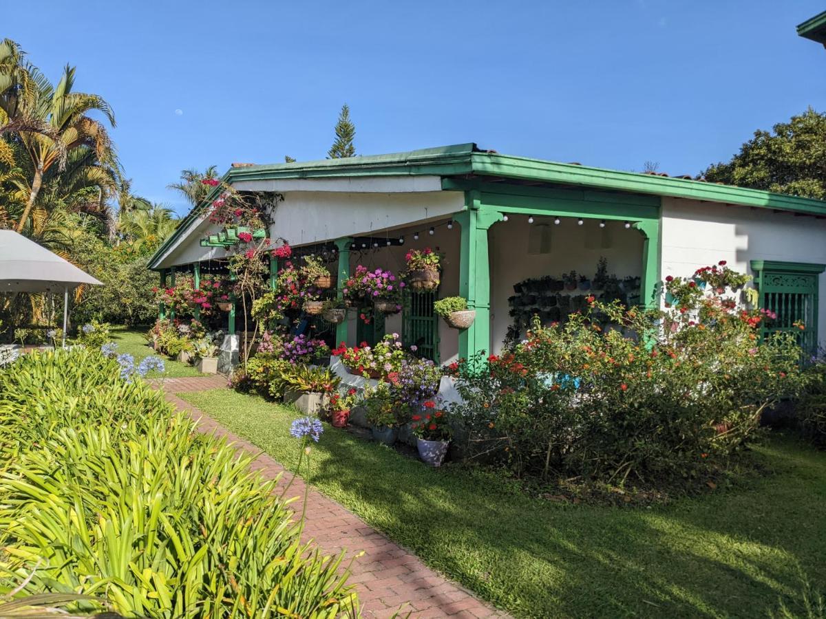 Casa Finca Paititi Appartement San Antonio  Buitenkant foto