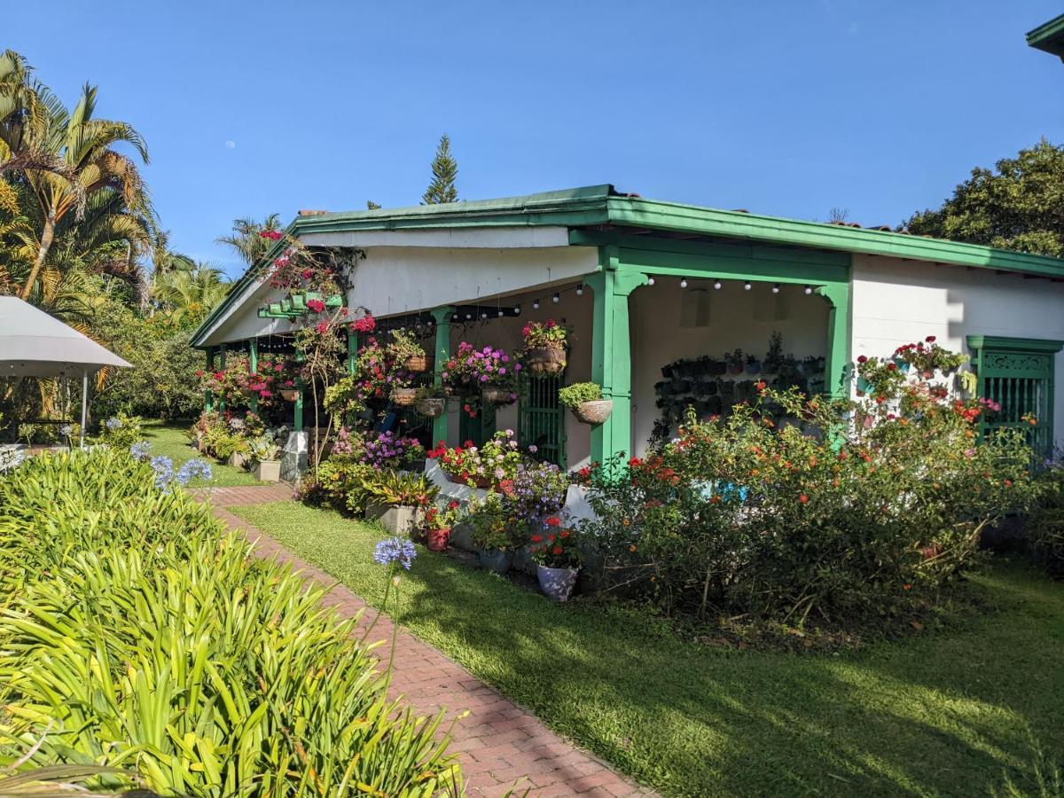 Casa Finca Paititi San Antonio  Buitenkant foto